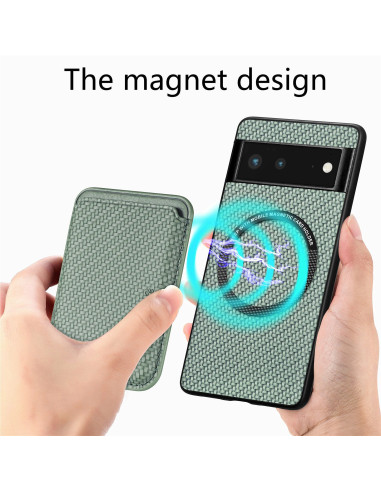 Närbild av det gröna skalet för Google Pixel 6A med korthållare, som visar magnetisk anslutning