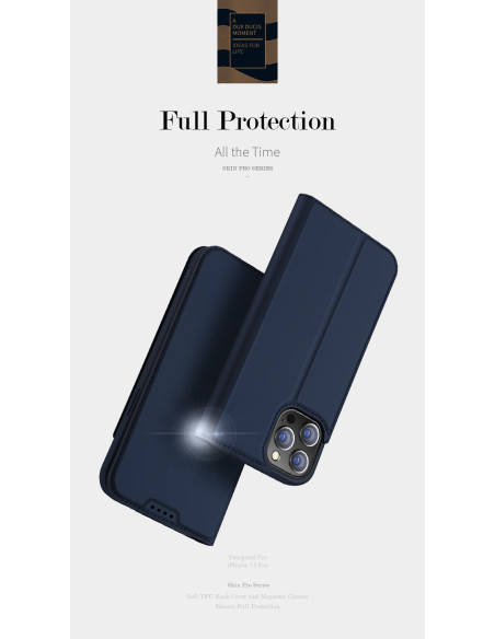 Blå iPhone 16 Pro Skin Pro med kortfack, sett snett ovanifrån med stängd design och magnetisk stängning