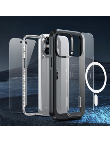Detaljvy av iPhone 15 Pro skal i svart och transparent, med fokus på MagSafe-funktionen