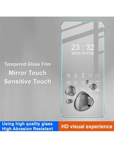 Närbild av härdat glas för Motorola Moto G55 med spegelreflektion och touch-funktioner
