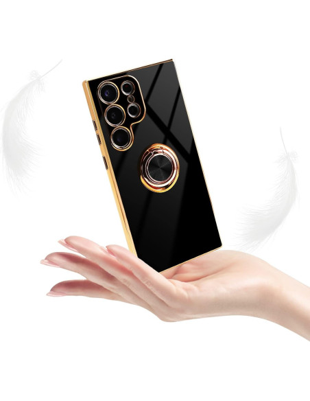 Svart skal med ringhållare för Samsung S25 Ultra, hålls i handen med fokus på ringhållarens design