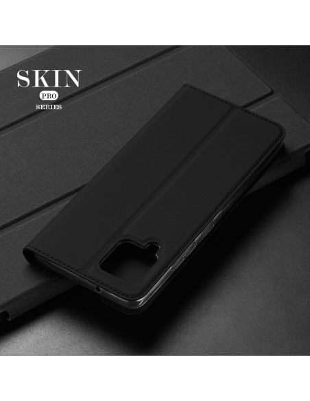Svart Dux Ducis Skin Pro fodral för Samsung A42 5G, sett ovanifrån med stängd design och slät yta