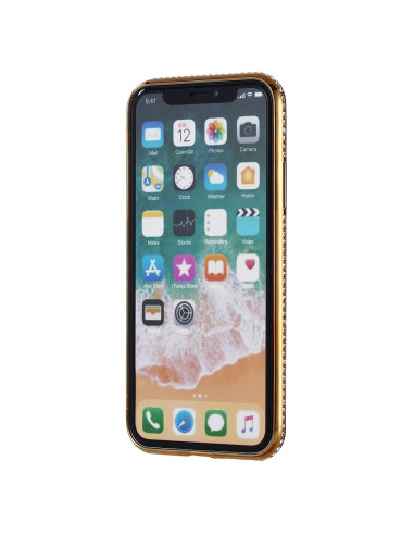 iPhone XS Max skal med strassdetaljer, visat från sidan med skärmen i fokus