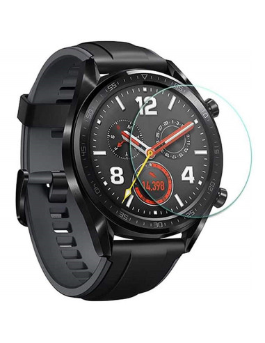 Närbild av Huawei Watch GT 46mm med härdat glas monterat, visar skärmen tydligt