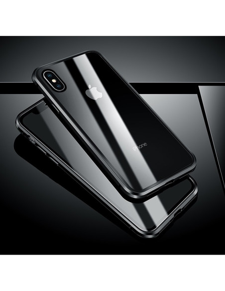 Transparent heltäckande skal för iPhone X/XS, visat på en reflekterande yta med elegant profil