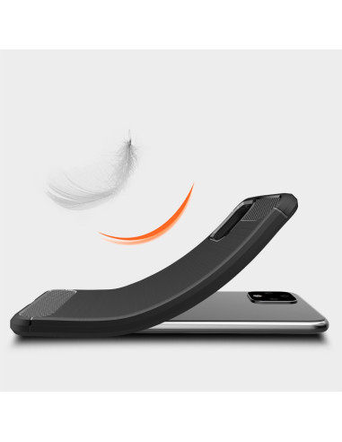 SlimCarbon-skalet för Google Pixel 4 XL i en lätt lutad position som visar dess flexibilitet