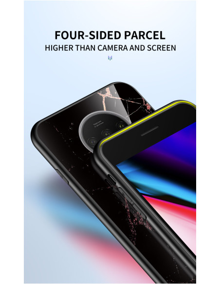 OnePlus 7T marmorskal med upphöjd ram, visat från sidan med fokus på baksidan