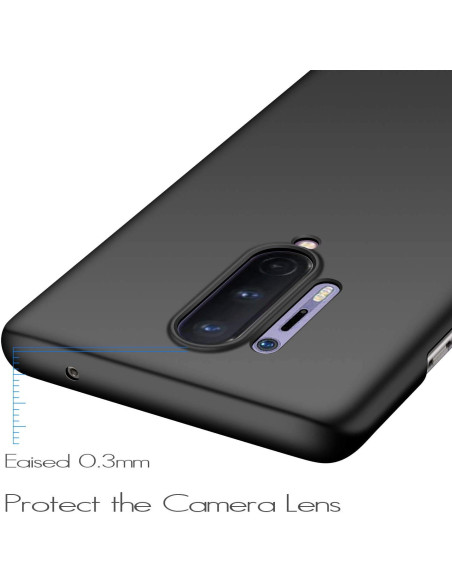 Detaljvy av mattsvart skal för OnePlus 8 Pro med fokus på kameraöppning