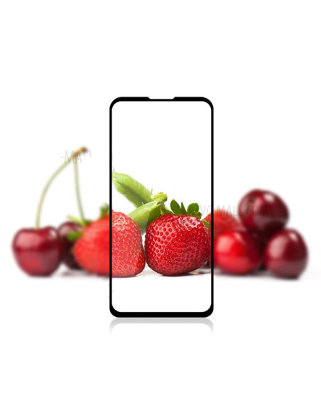 FullFrame härdat glas för Motorola Moto G8 Power, visat med frukter i bakgrunden