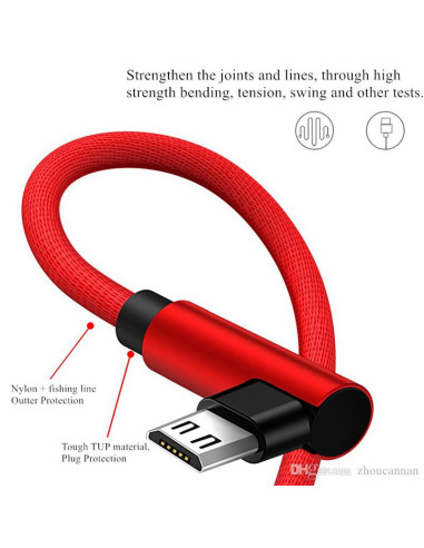 Närbild av röd flätad Micro-USB kabel med vinklad kontakt