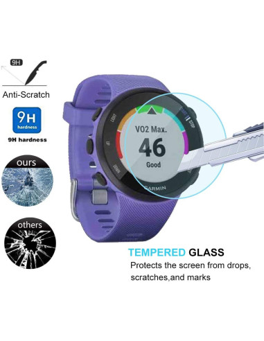 Garmin Forerunner 45 med härdat glas, visad från sidan med fokus på skärmen
