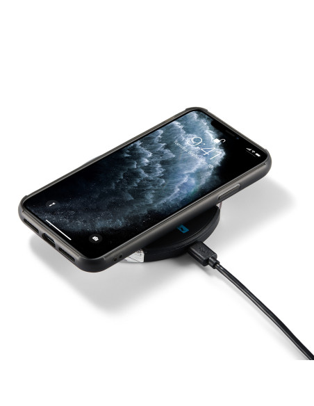 iPhone 11 Pro Max Stöttåligt Skal med Magnetisk Korthållare JeeHood