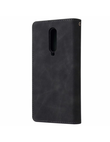 Sidan av OnePlus 8 plånboksfodral i svart konstläder med dragkedja, detaljvy