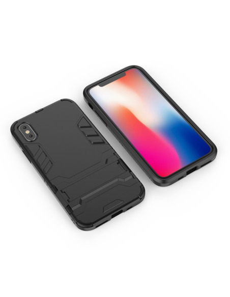 Svart stöttåligt skal för iPhone XS Max med kickstand, visat med telefonen monterad