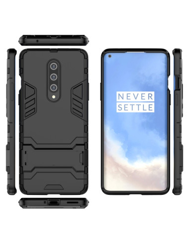OnePlus 8 stöttåligt skal med kickstand, visat från flera vinklar med telefon insatt