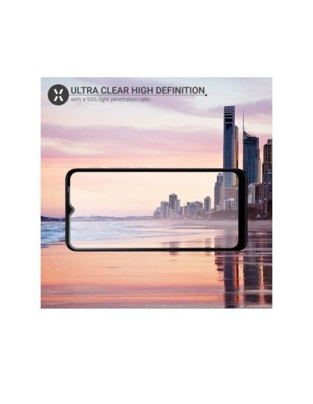 Motorola Moto G30 med härdat glas, visat från sidan med tydlig skärmdesign