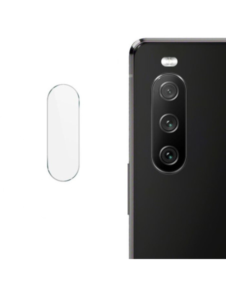 Flexibelt glaslinsskydd monterat på Xperia 10 III kamera med tydlig detaljvy