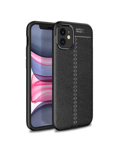 Svart stöttåligt skal för iPhone 13 med läderdesign, sett från sidan och monterat på telefon