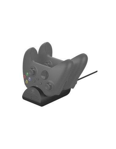 Laddningsstation för Xbox Series X med två kontroller i svart, sett framifrån