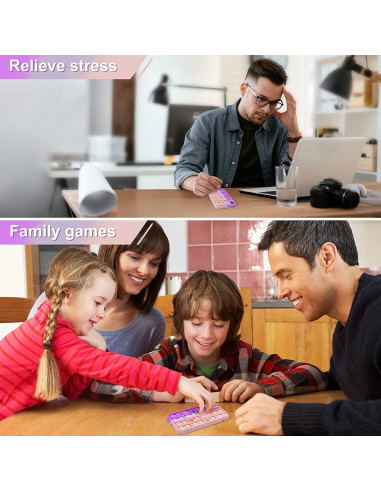 iPhone XR skal i lila och rosa med Pop-It funktion, visat i användning på ett bord med familj