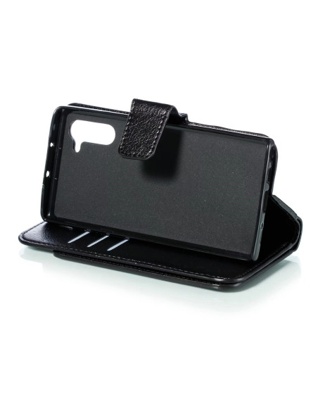Svart plånboksfodral för Samsung Note 10 med stängd lucka och kortfack synliga