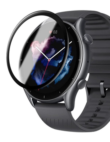 Amazfit GTR 3 med 3D härdat glas monterat, visar skärmskyddets passform och klarhet