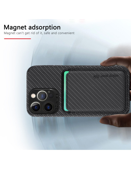 iPhone 13 Pro Max skal med magnetisk korthållare, hålls i hand med kort insatt