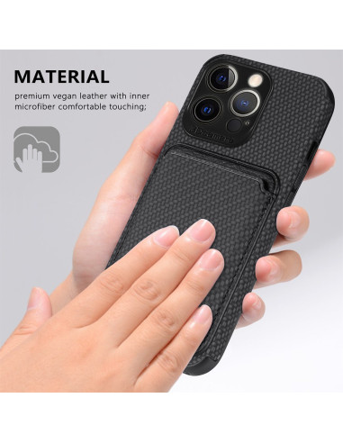Närbild av iPhone 13 Pro Max skal med magnetisk korthållare, hålls i hand med fokus på materialtextur