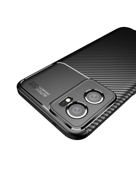 Detaljvy av OnePlus Nord CE 2 5G skal med karbonfiberstruktur och kamerautskärning