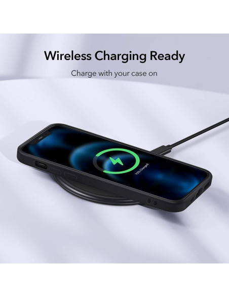 iPhone 11 Pro med mattsvart silikon skal som stödjer trådlös laddning