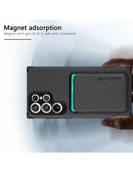Samsung S23 Ultra skal med magnetisk korthållare, visat i hand med fokus på magnetens funktion