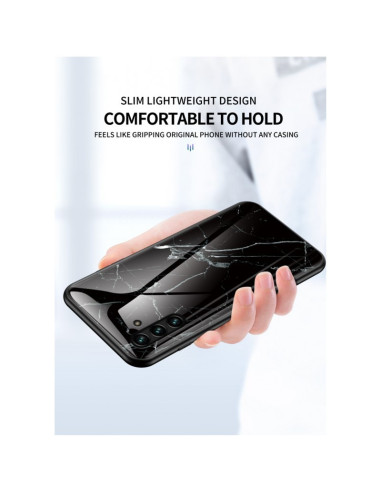 Samsung A34 5G marmorskal med svart marmorstruktur, monterat på telefon och hålls i handen