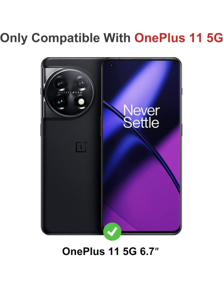 OnePlus 11 5G SlimCarbon-skal i svart, monterat på telefon med skärm synlig framifrån