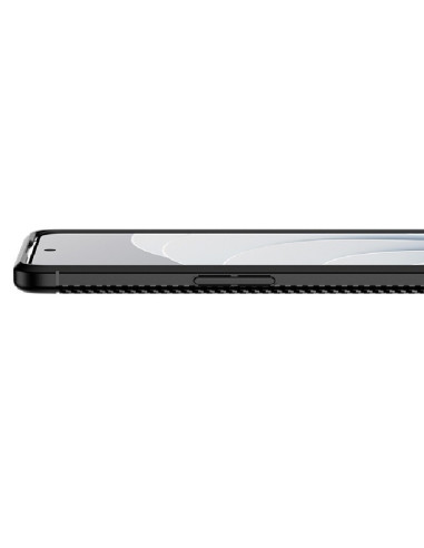 Slimmat svart skal i karbonfiberlook för Google Pixel 8, visat från sidan med fokus på knapparna