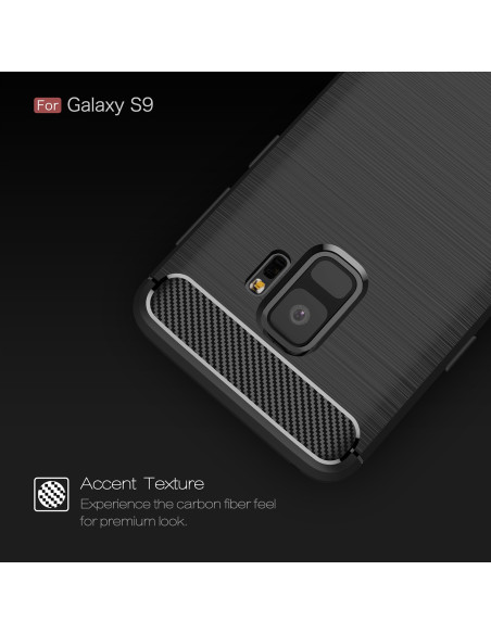 Detaljvy av SlimCarbon-skalet för Samsung S9 med accenttextur