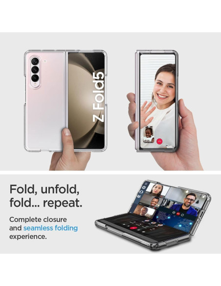 Samsung Z Fold 5 med transparent skal, hålls i handen under videosamtal