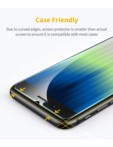 Närbild av iPhone 7 med härdat glas, visar den fallande kanten och skärmskyddets passform