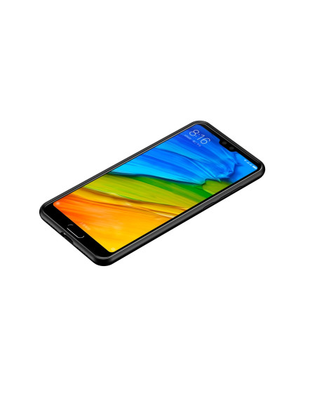 Svart stöttåligt skal i FullCarbon för Huawei P20 Lite, sett framifrån med telefonens skärm synlig