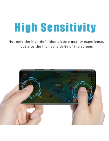 Samsung A55 5G härdat glas monterat på telefon som används för spel med hög känslighet