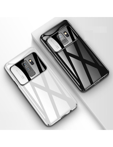 Samsung S9 Plus skal i vitt med stilren design och stötdämpande funktion, sett från sidan