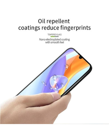 Xiaomi Redmi 13C 4G härdat glas, visat i hand med skärmen som har en oljeresistent yta